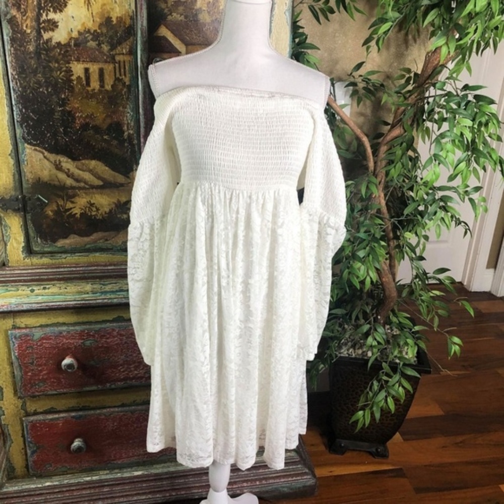 NWT Torrid Ivory Smocked Skater Lace Dress 1x